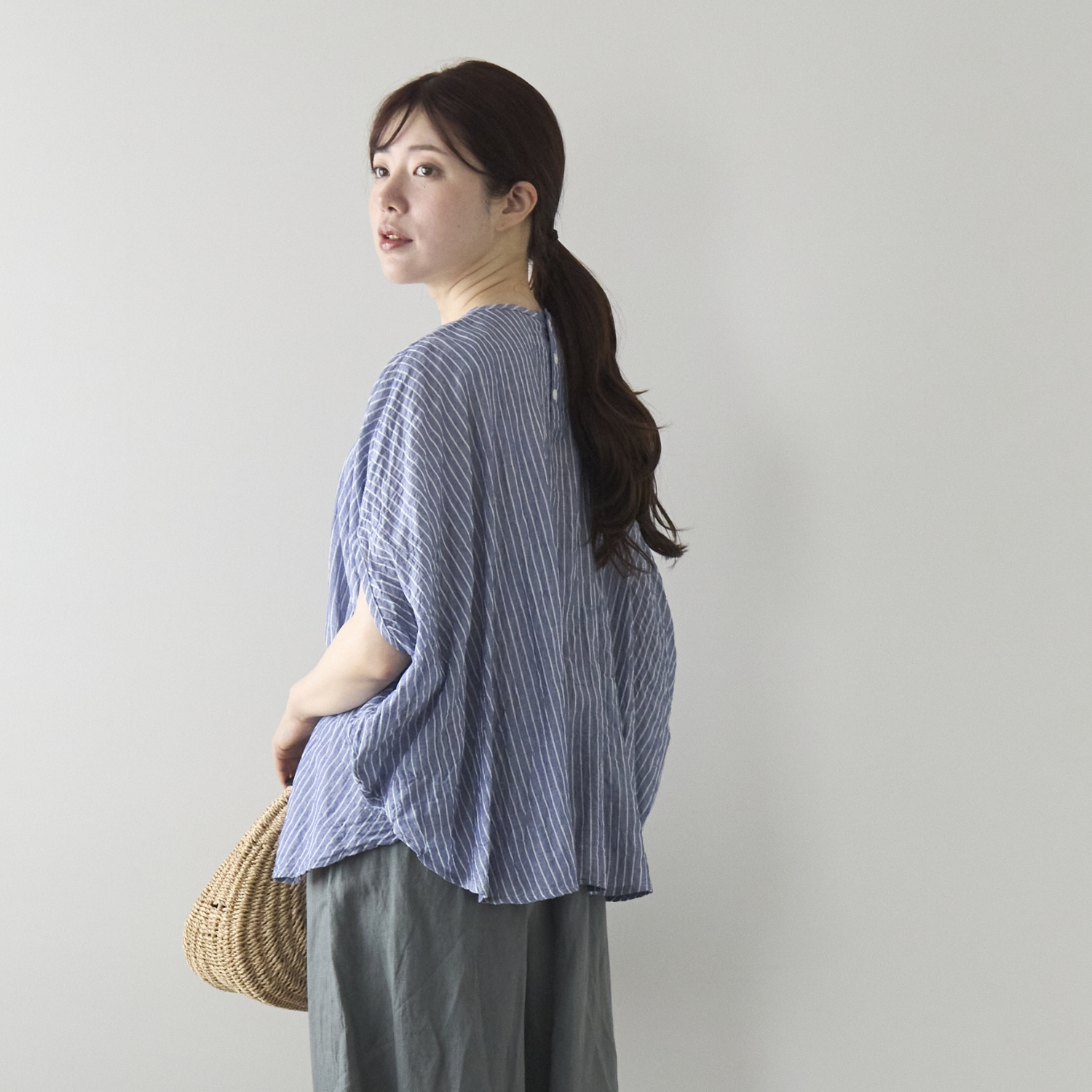 Kilka/汗をかいてもはりつかない、速乾サークルブラウス